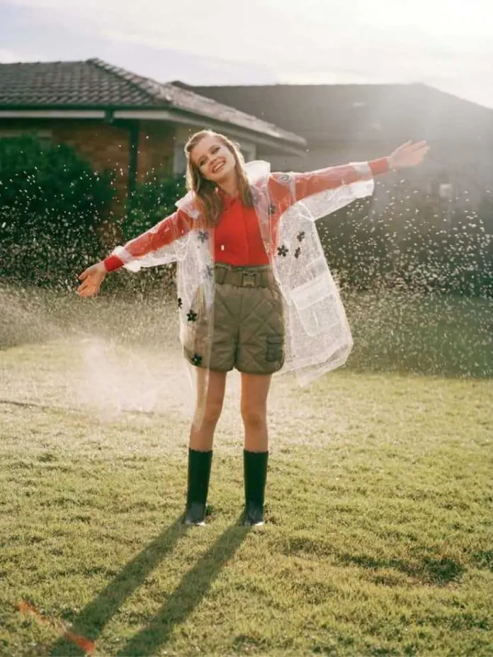 Angourie-Rice-Swimsuit-Looks