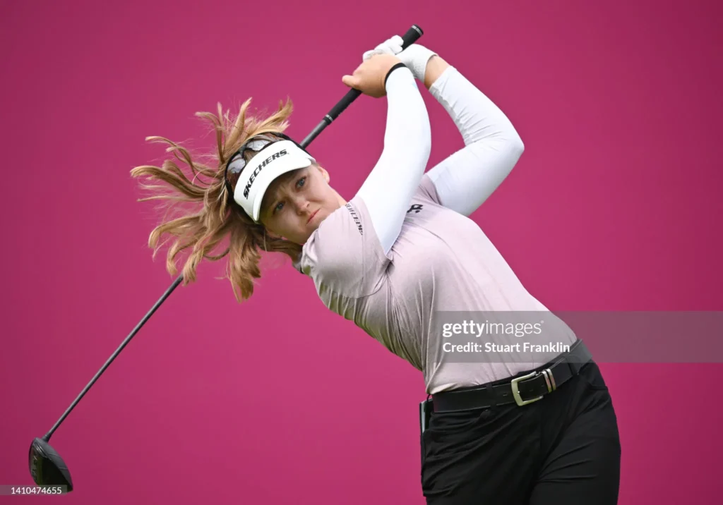 Brooke-Henderson-Sexy-Photos