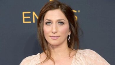 chelsea-peretti-sexy-and-hot-bikini-pictures