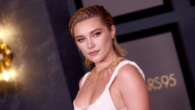 florence-pugh-bikini-pictures-hot-and-sexy