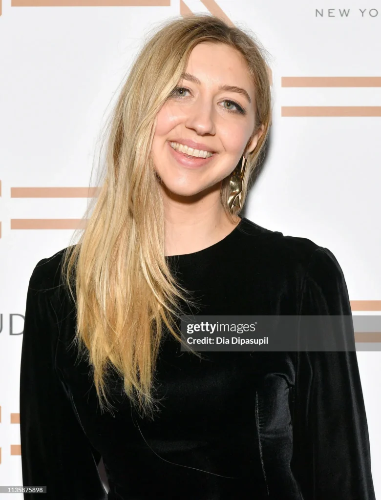 Heidi-Gardner-Images