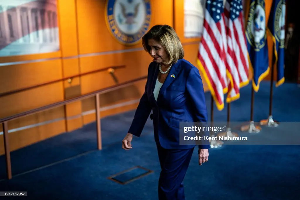 Hot-Looks-of-Nancy-Pelosi