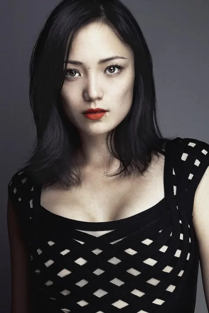 Hot-Looks-of-Pom-Klementieff