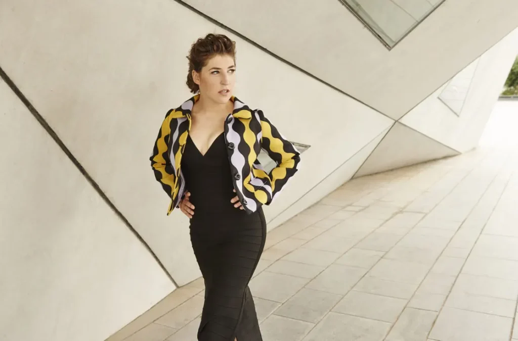 Hot-Photos-of-Mayim-Bialik