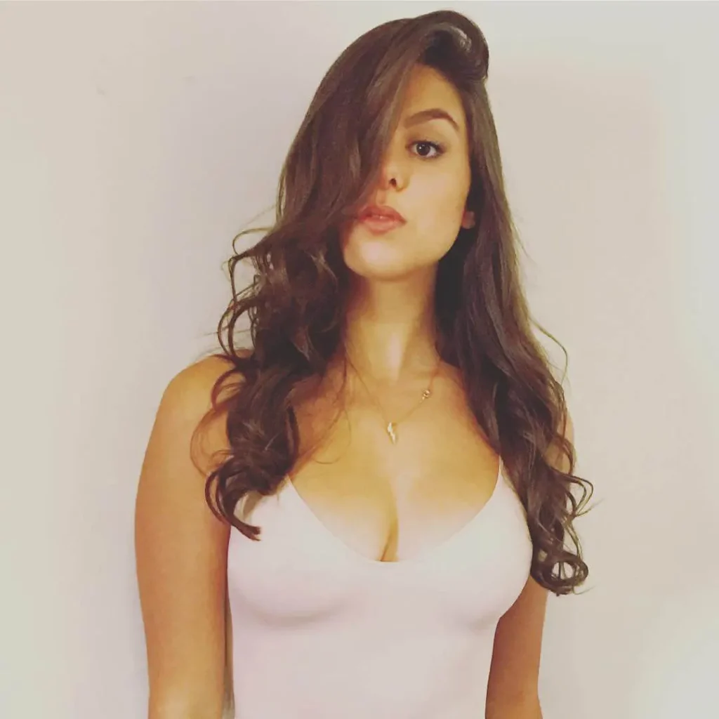 Hot-Pics-of-Kira-Kosarin