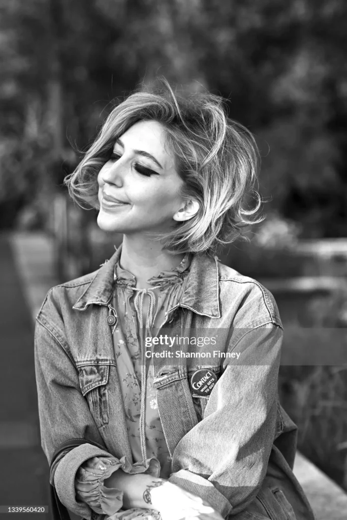 Images-of-Heidi-Gardner