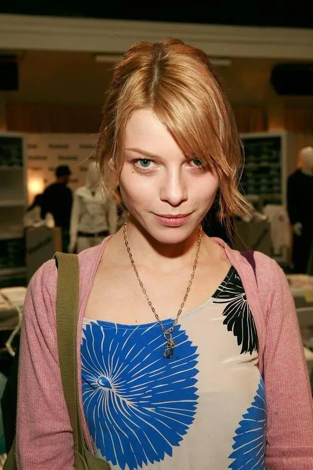 Images-of-Lauren-German