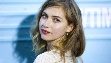 imogen-poots-sexy-and-hot-bikini-pictures