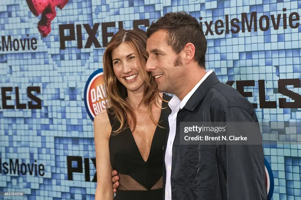 Jackie-Sandler-Hot-Looks