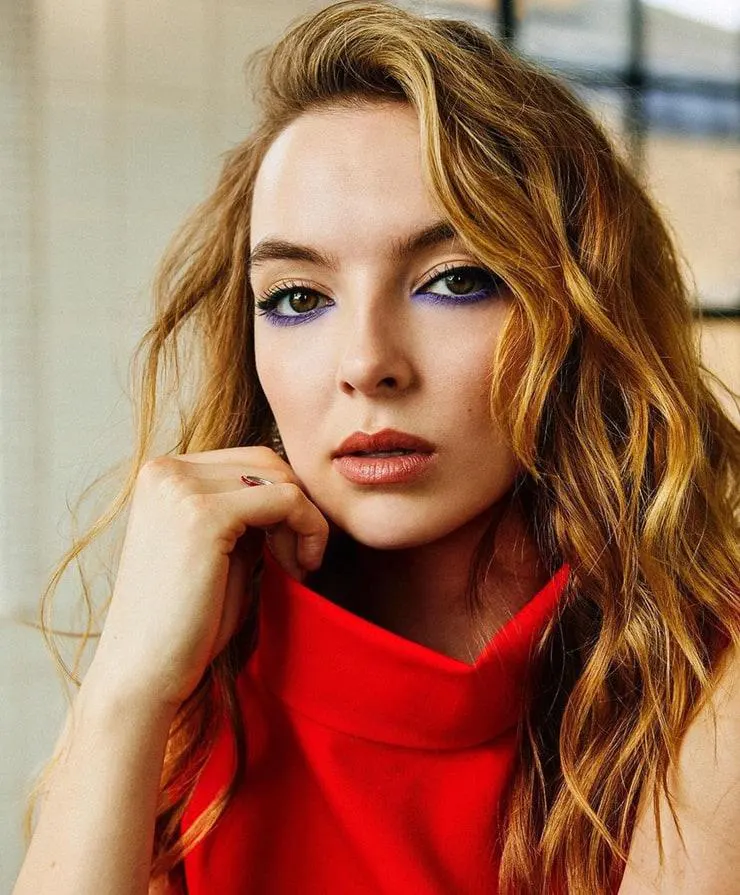 Jodie-Comer-Swimsuit-Photos