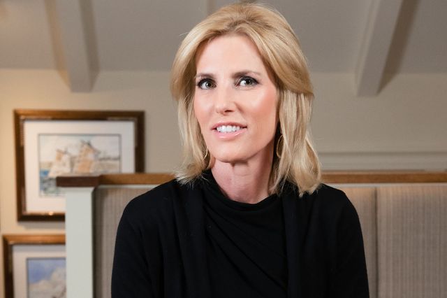 laura-ingraham-hot-and-sexy-bikini-pictures