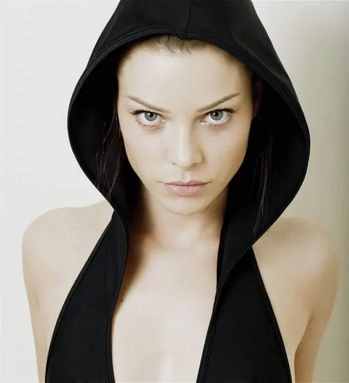 Lauren-German-Sexy-Photos