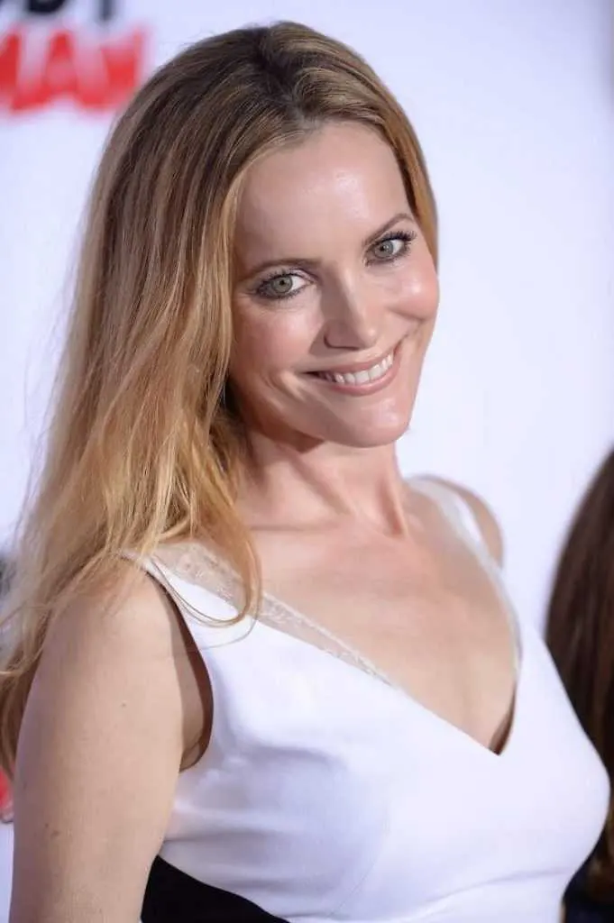 Leslie-Mann-Sexy-Pics