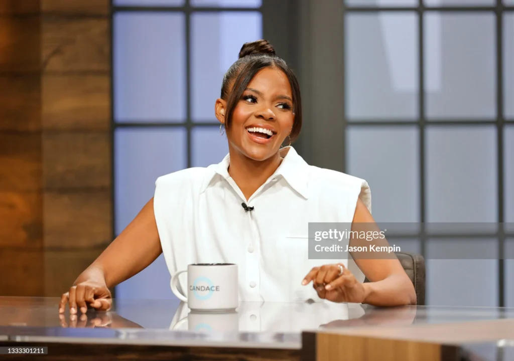 Looks-of-Candace-Owens