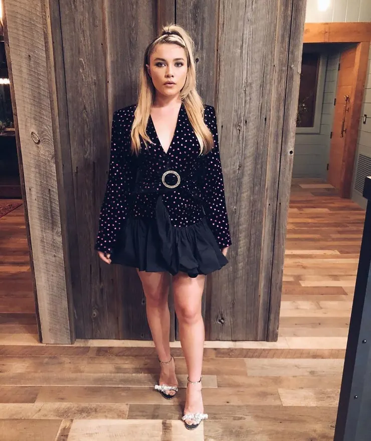 Looks-of-Florence-Pugh