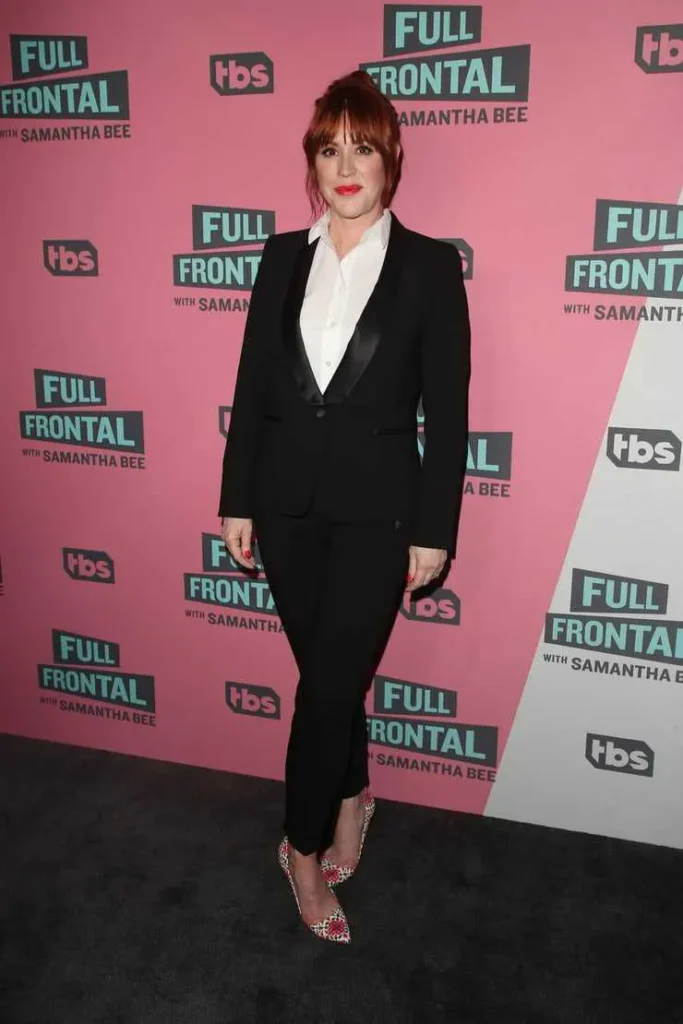 Looks-of-Molly-Ringwald