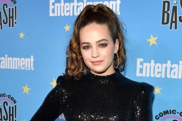 50 Mary Mouser Bikini Pictures (Hot & Sexy) - Livinlavidalowcarb