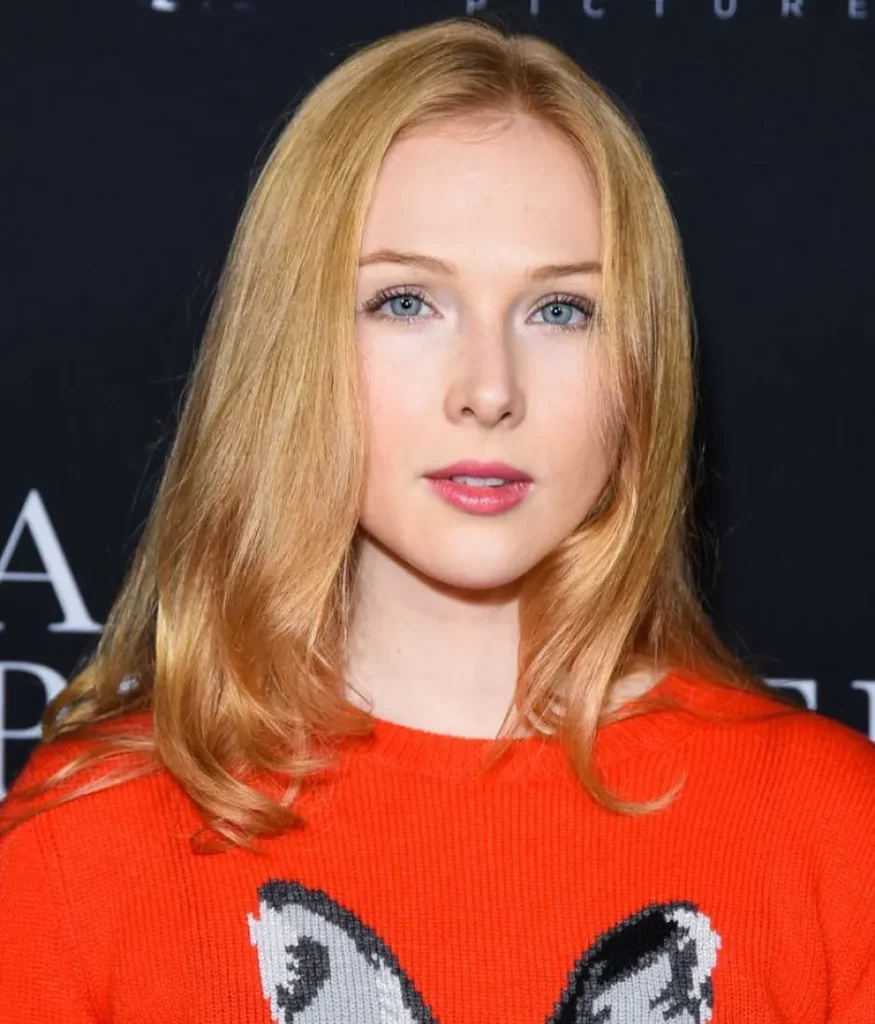 Molly-Quinn-Looks