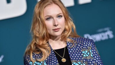 molly-quinn-sexy-and-hot-bikini-pictures