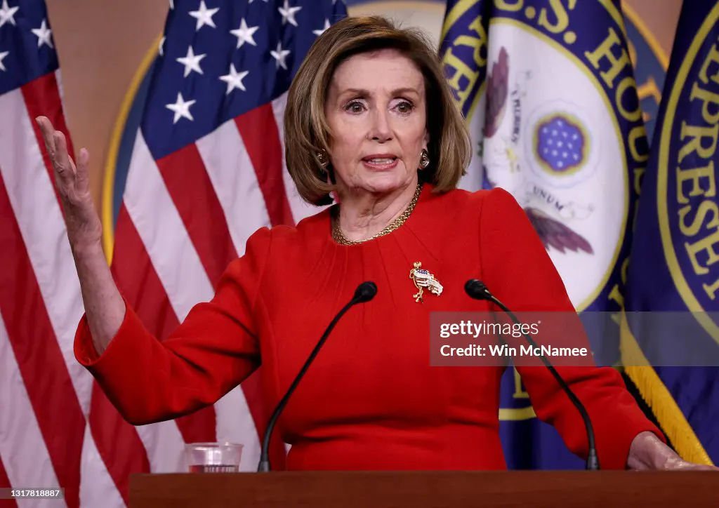 Nancy-Pelosi-Looks