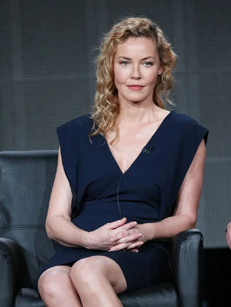 Photos-of-Connie-Nielsen