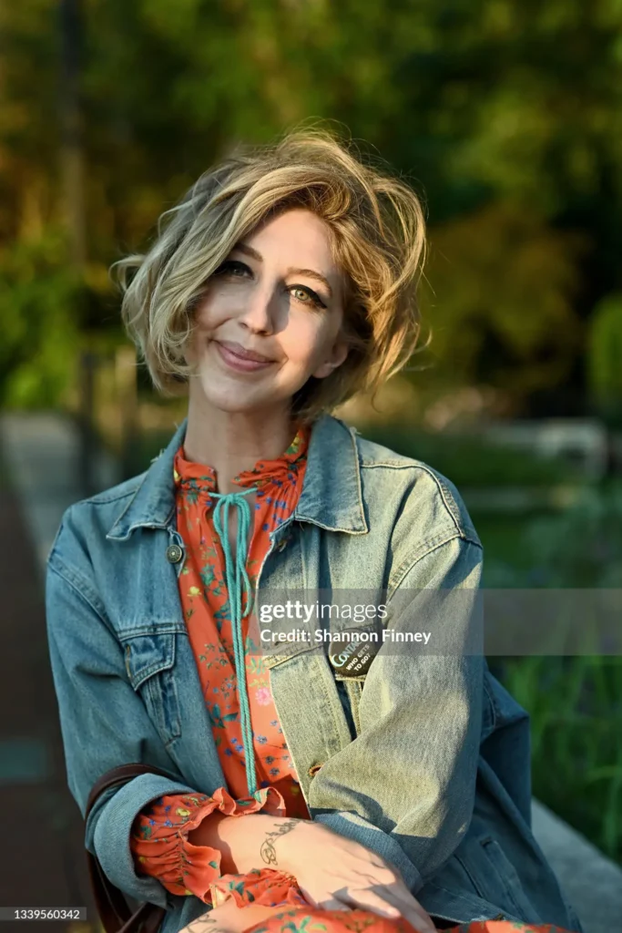 Photos-of-Heidi-Gardner