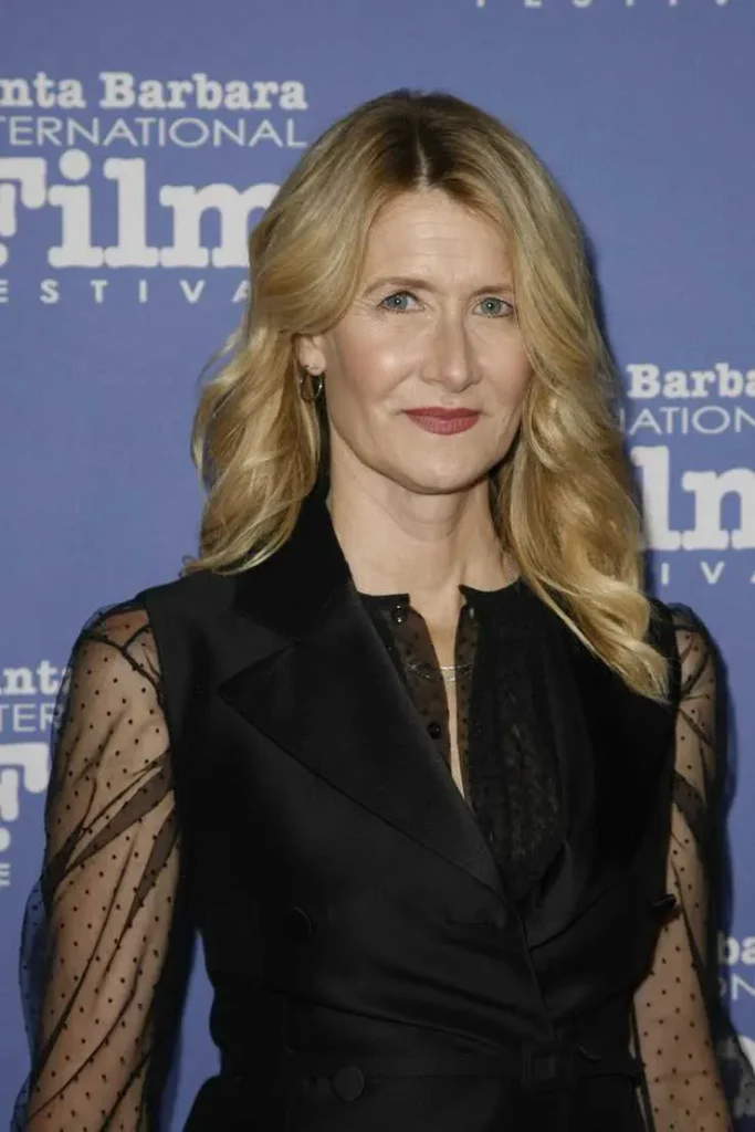 Photos-of-Laura-Dern