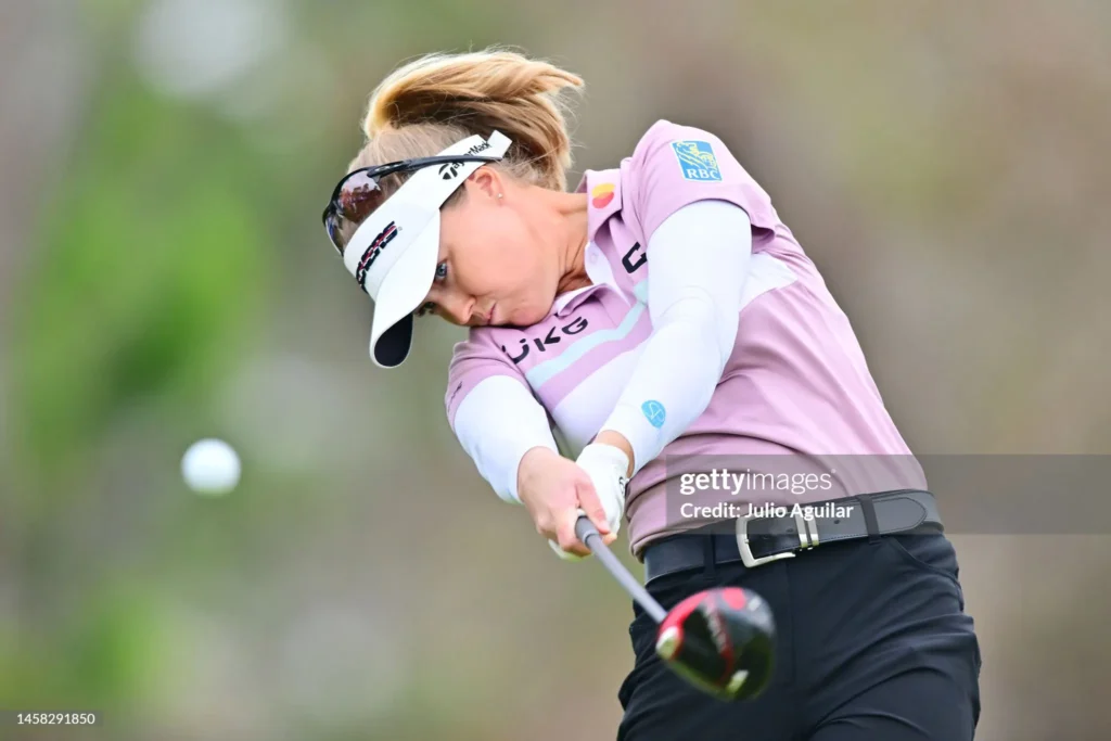 Pics-of-Brooke-Henderson