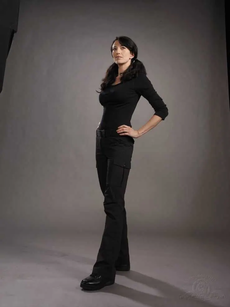 Pics-of-Claudia-Black