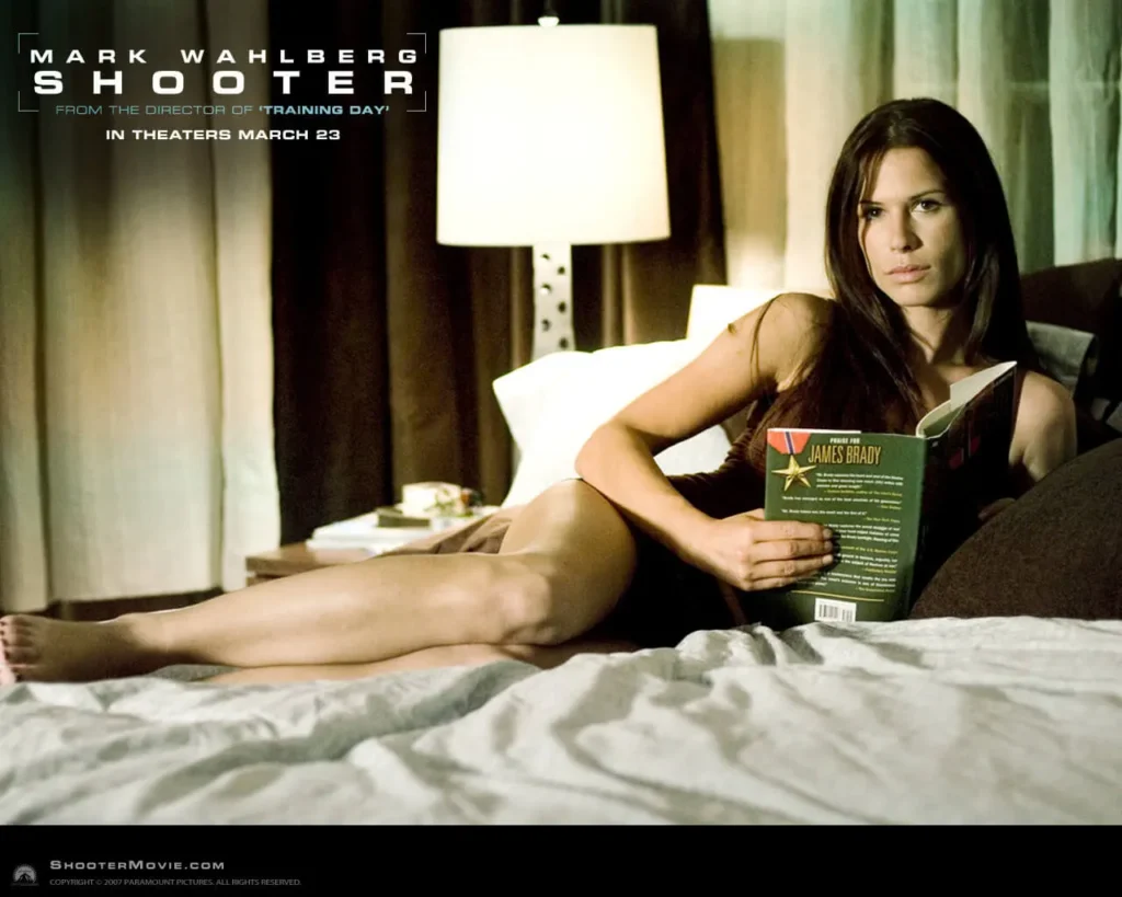 Rhona-Mitra-Swimsuit-Pics