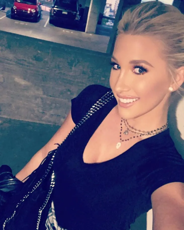 Savannah-Chrisley-Pics