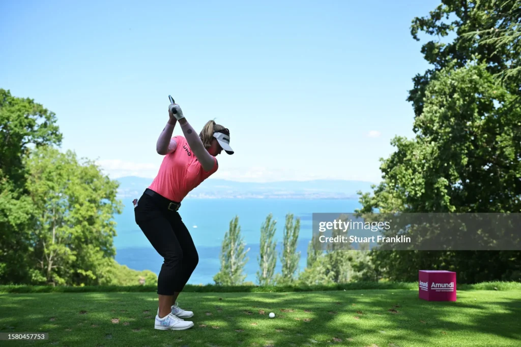 Sexy-Images-of-Brooke-Henderson