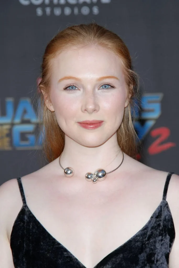 Sexy-Looks-of-Molly-Quinn