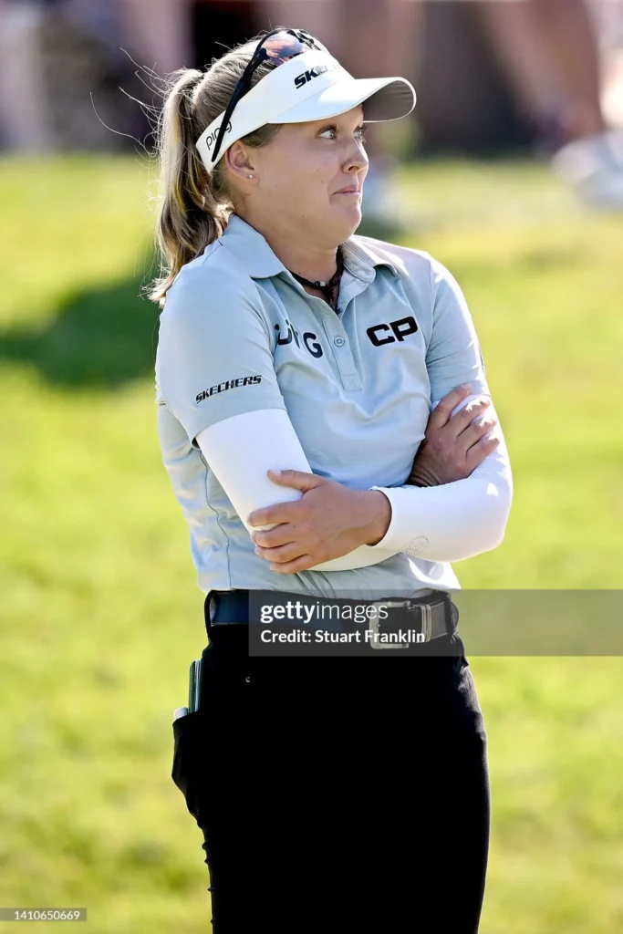 Sexy-Pictures-of-Brooke-Henderson