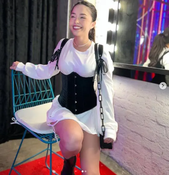 Sexy-Pictures-of-Valkyrae