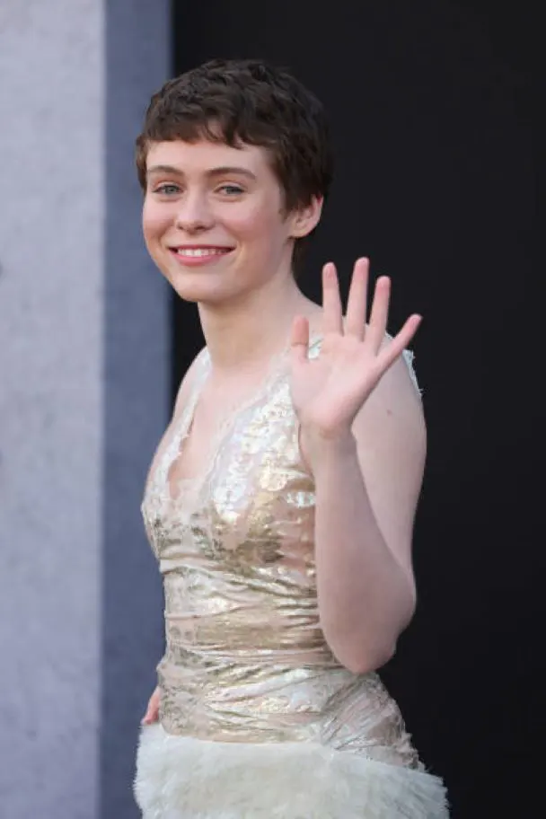 Sophia-Lillis-Bathing-Suit-Pictures